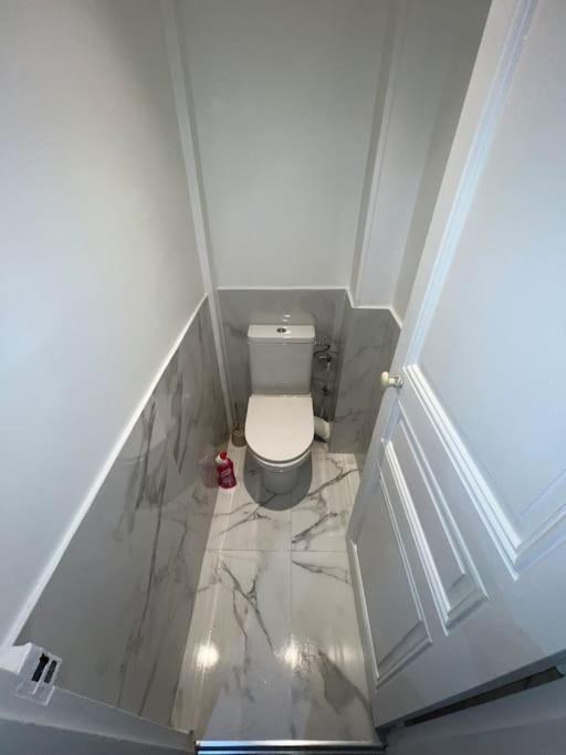 MIRA - Sublime apartment close to train station