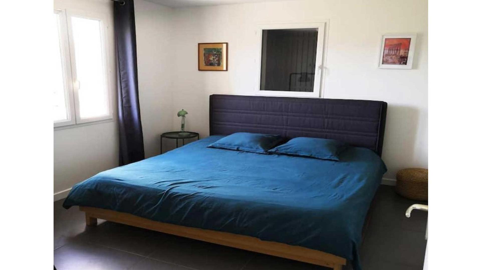 Villa spacieuse avec terrasse et vue Mont Ventoux