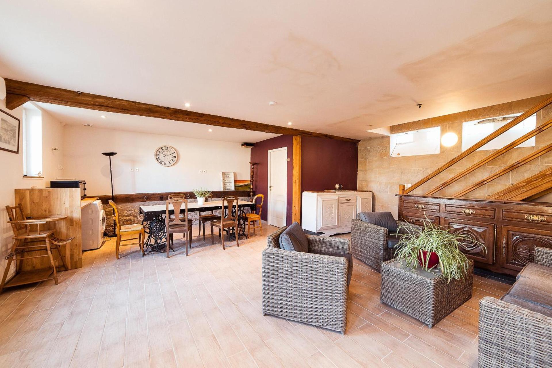 Communal lounge/ TV room