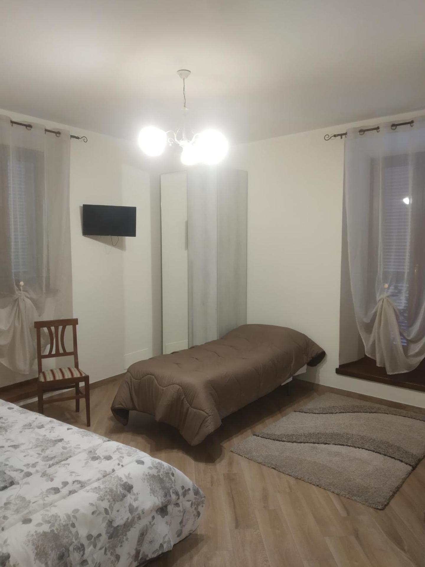 Casa porta San Francesco