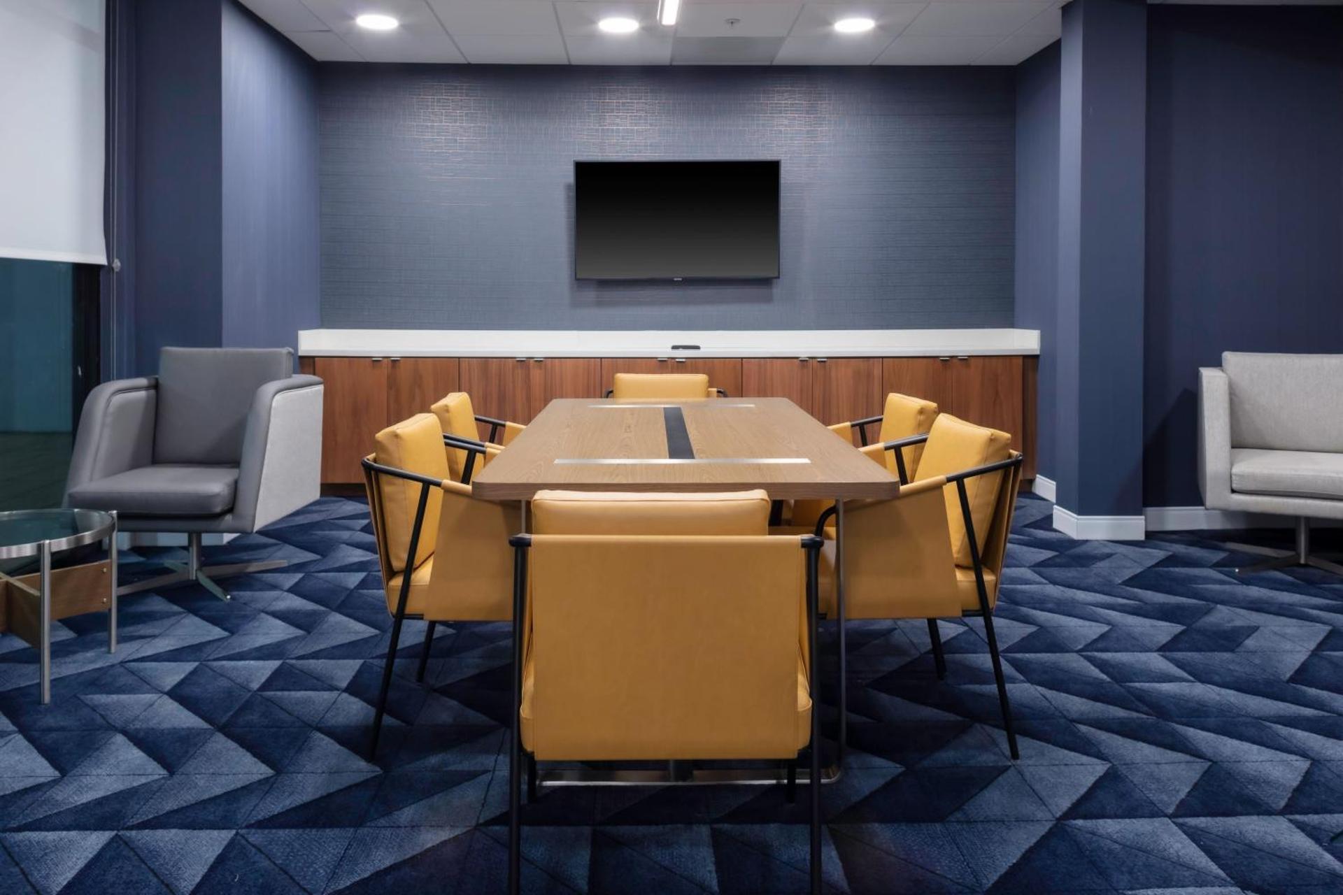 Meeting/conference room
