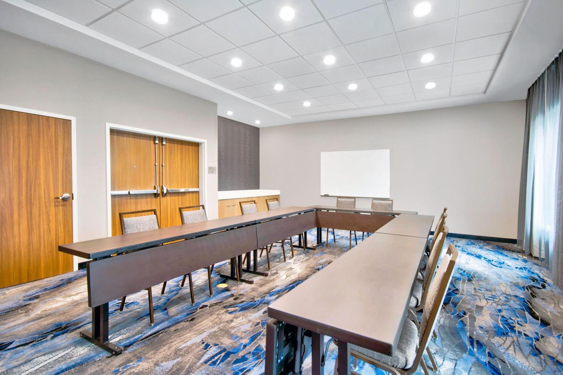 Meeting/conference room