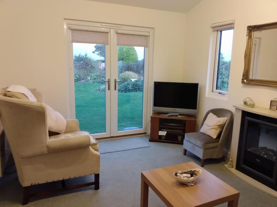 Coastal Garden Lodge