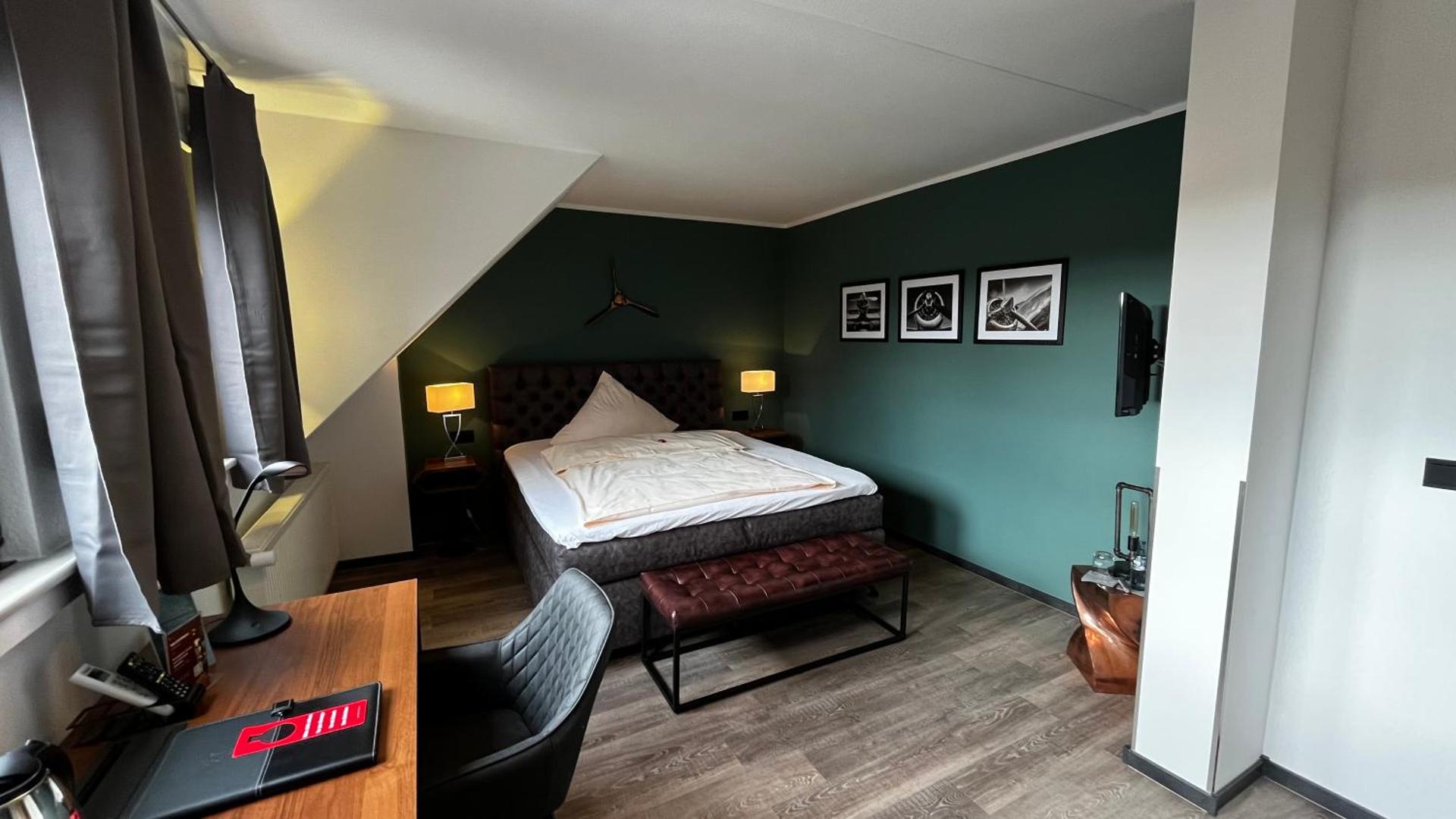 Photo of the whole room