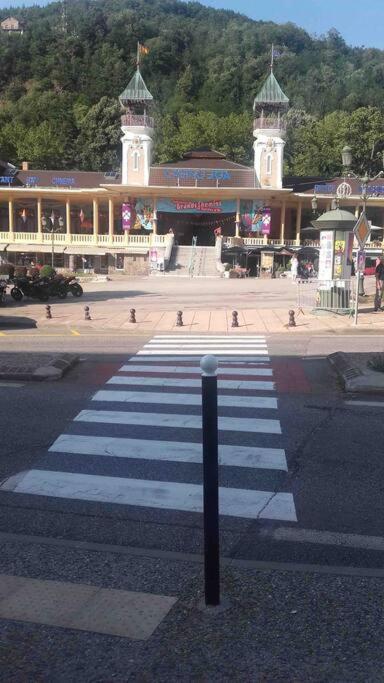 Studio pour deux personnes au centre et calme