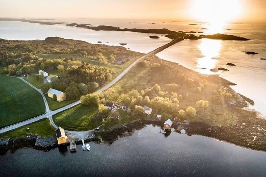 Storlauvøya The Atlantic Ocean Road