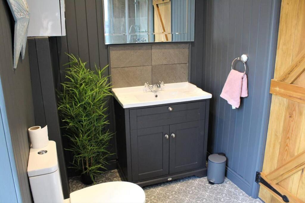 Caterpillar Cottage, tucked away in Kelbrook