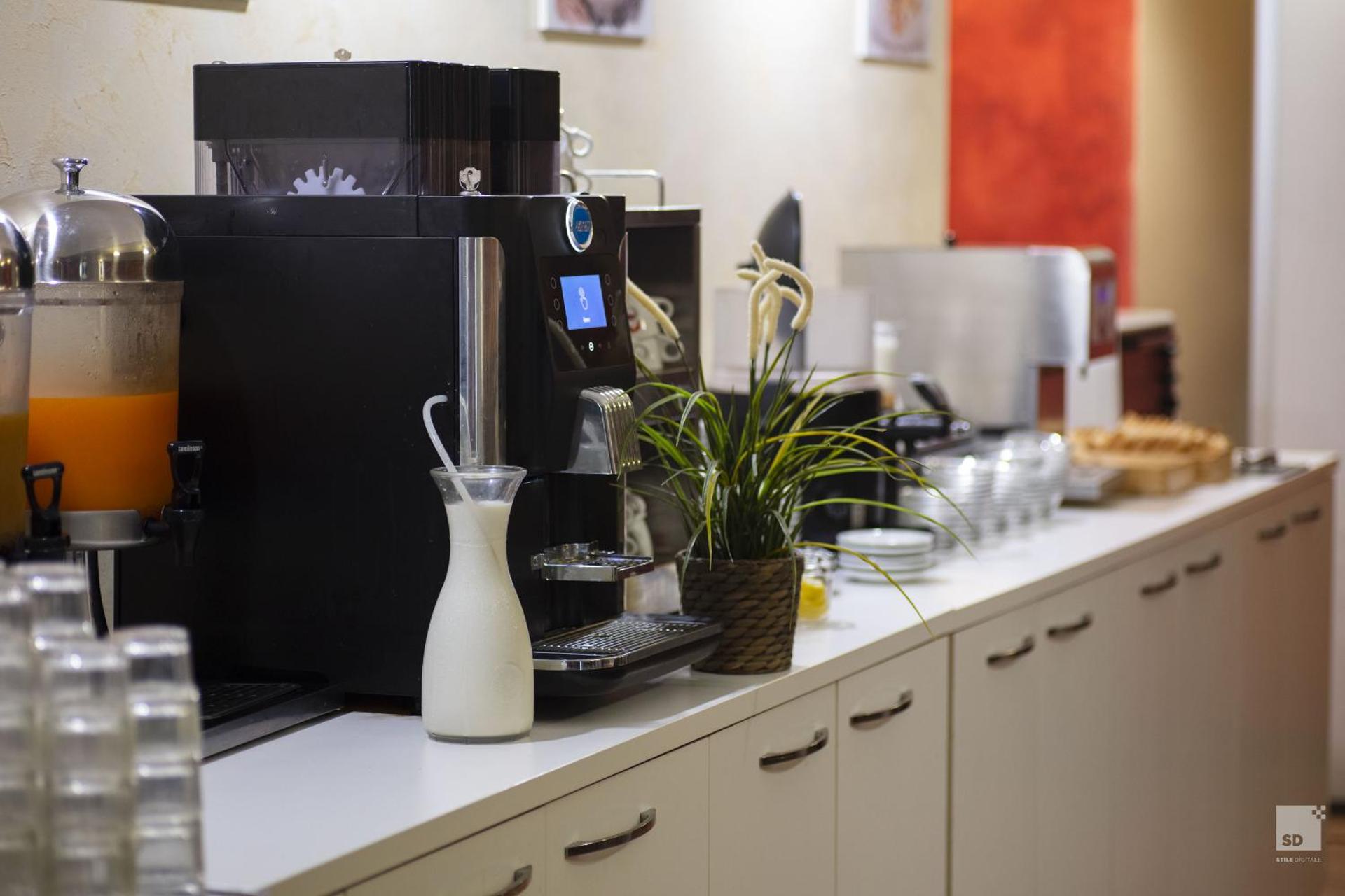 Coffee/tea facilities