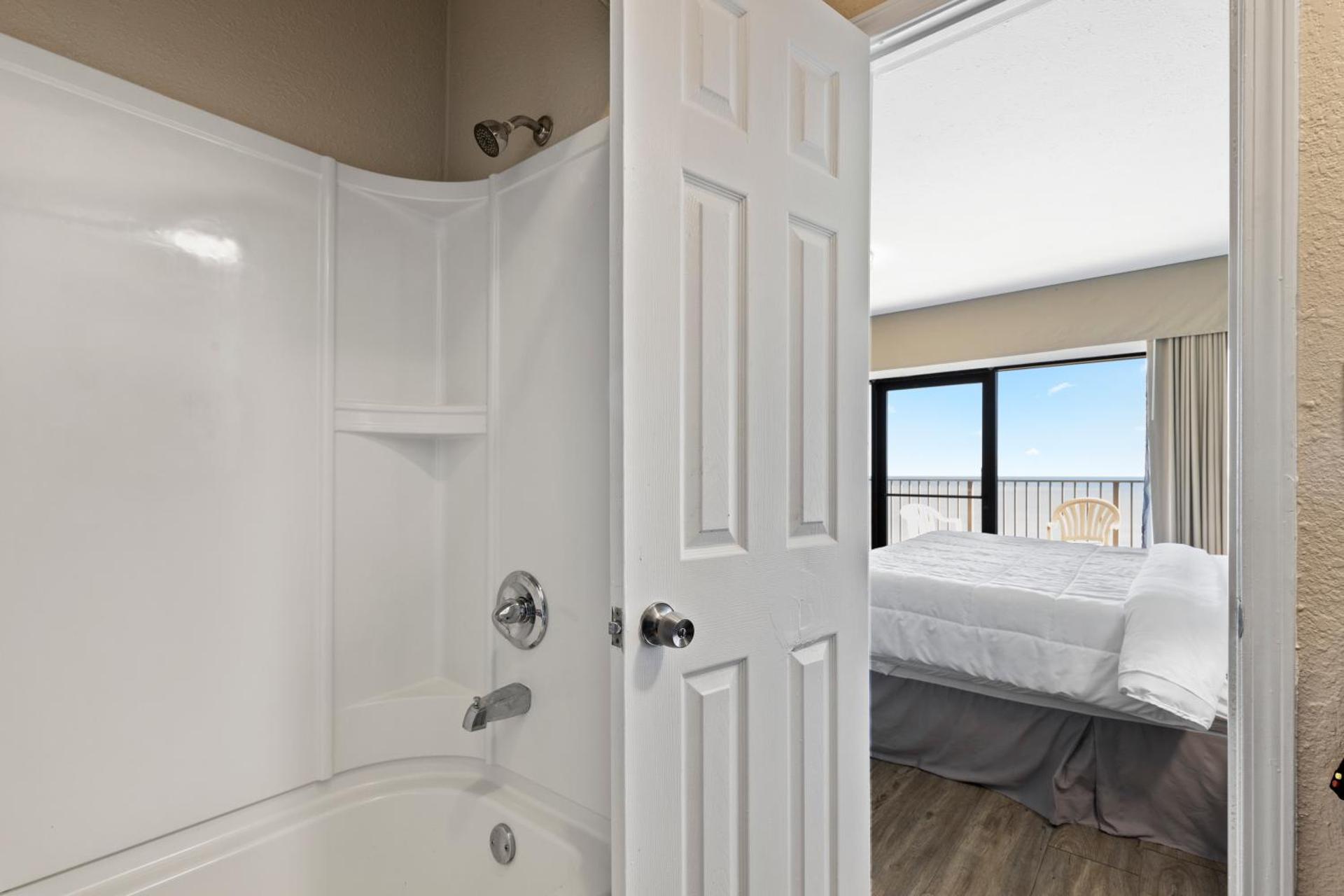 Oceanfront Penthouse 2 Bedroom