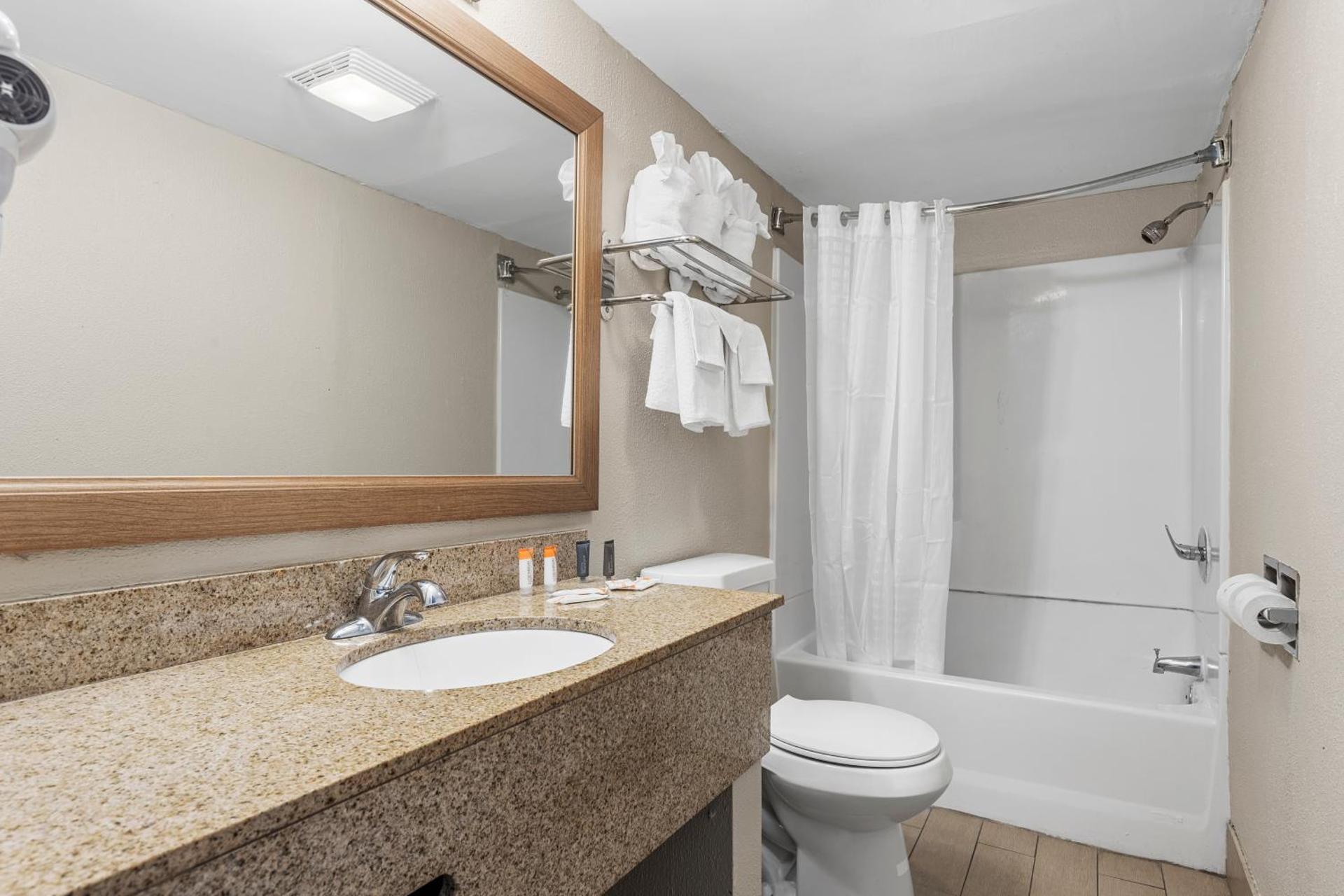 Oceanfront 2 Bedroom Suite