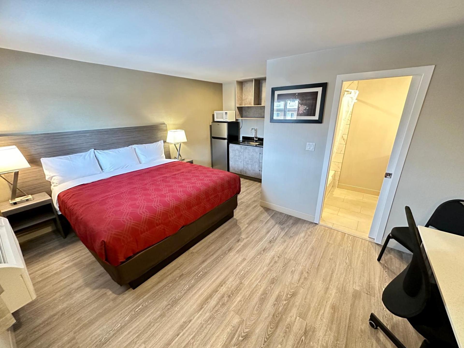 Efficiency King Room - Non Smoking