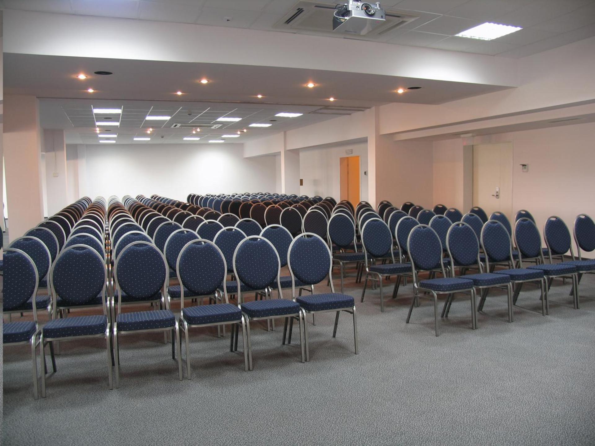 Meeting/conference room