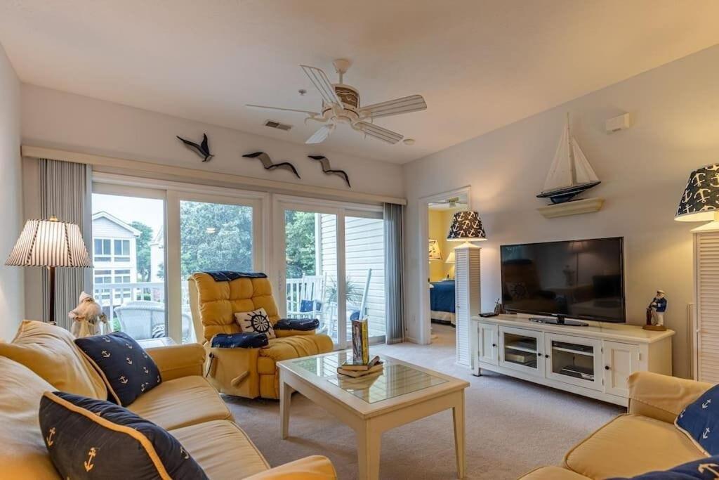 Ocean Keyes #1722:Pool, Beach, Golf Courses, Grills, & WIFI!