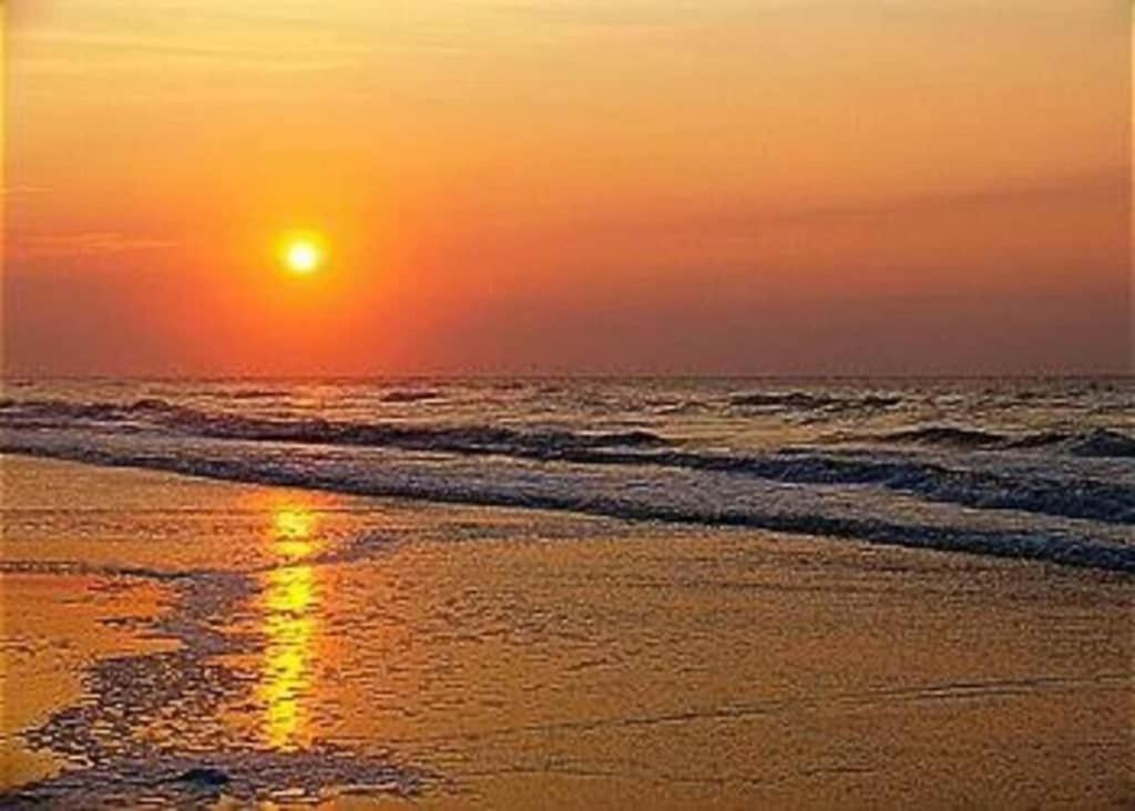 Ocean Keyes #1722:Pool, Beach, Golf Courses, Grills, & WIFI!