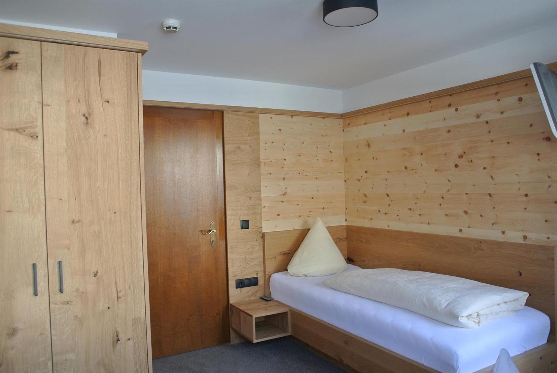 Single Room with Shower