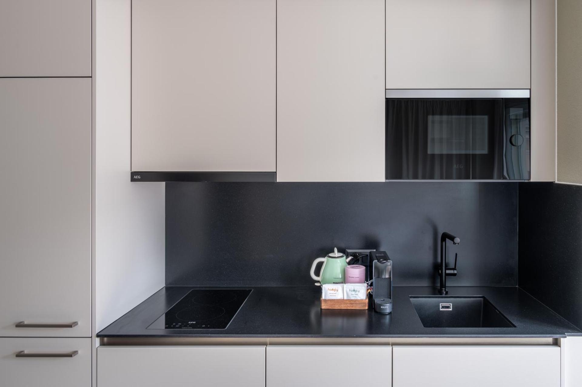 Kitchen or kitchenette