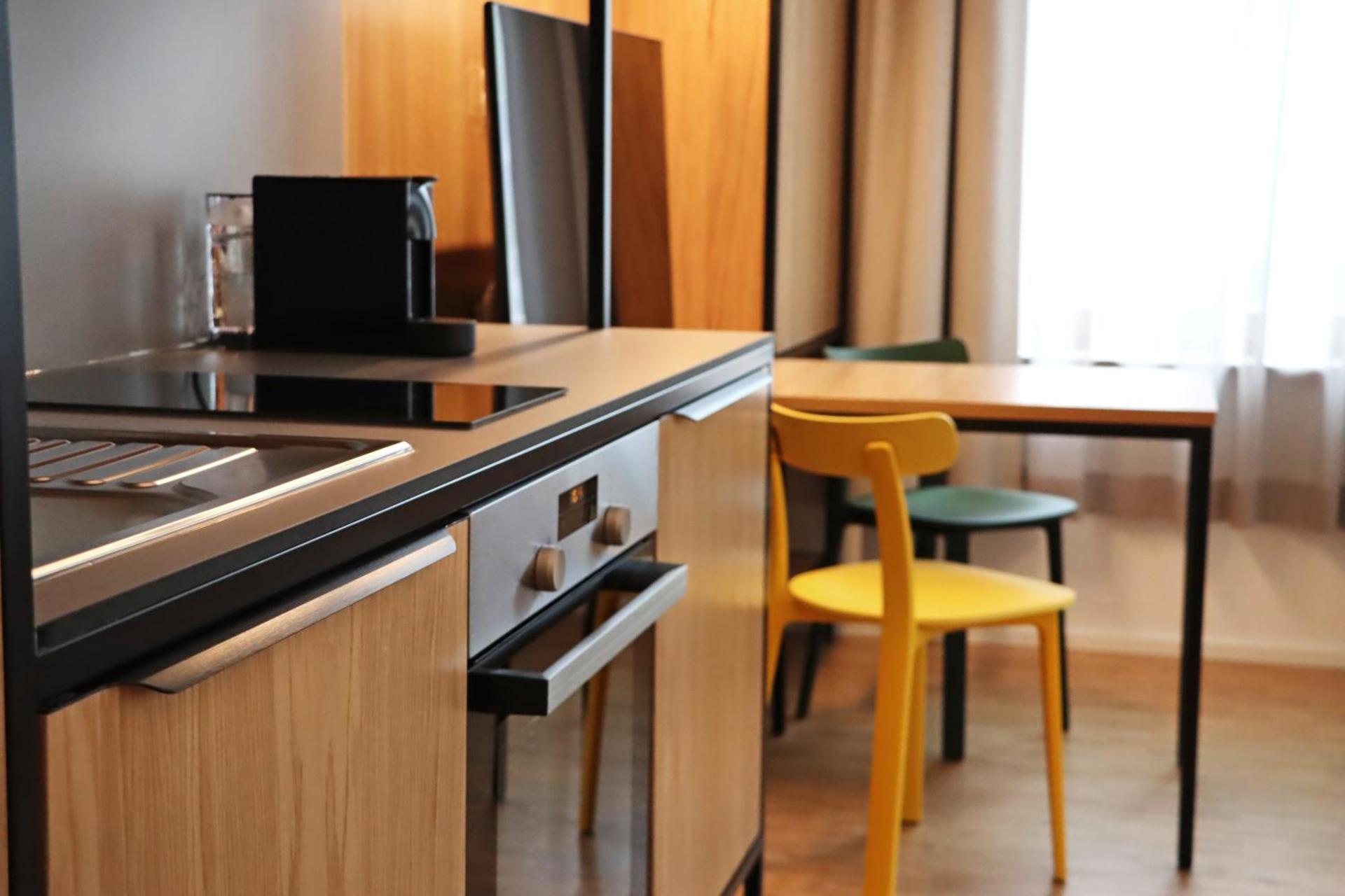 S12 - Boardinghouse by Hotel Trezor