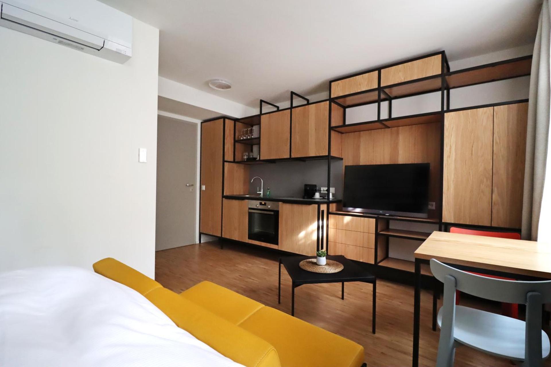 S12 - Boardinghouse by Hotel Trezor