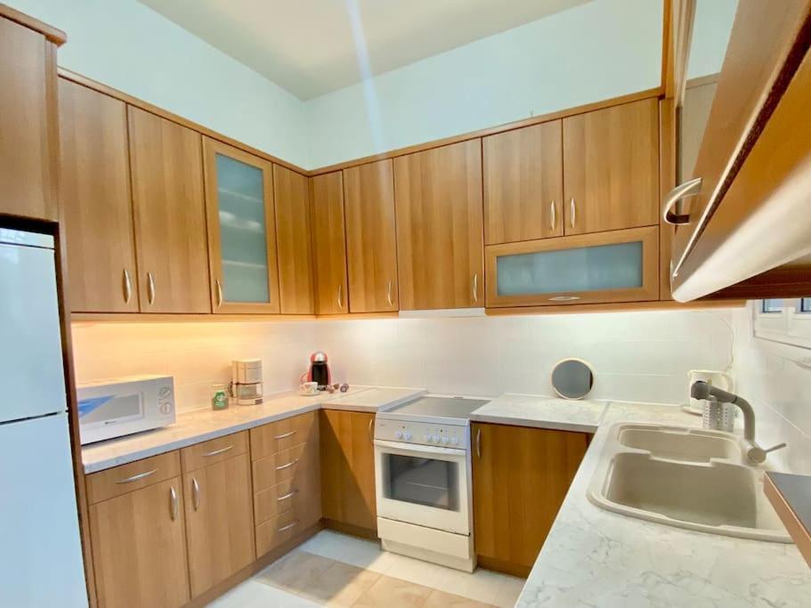 Feels like home (Vari)