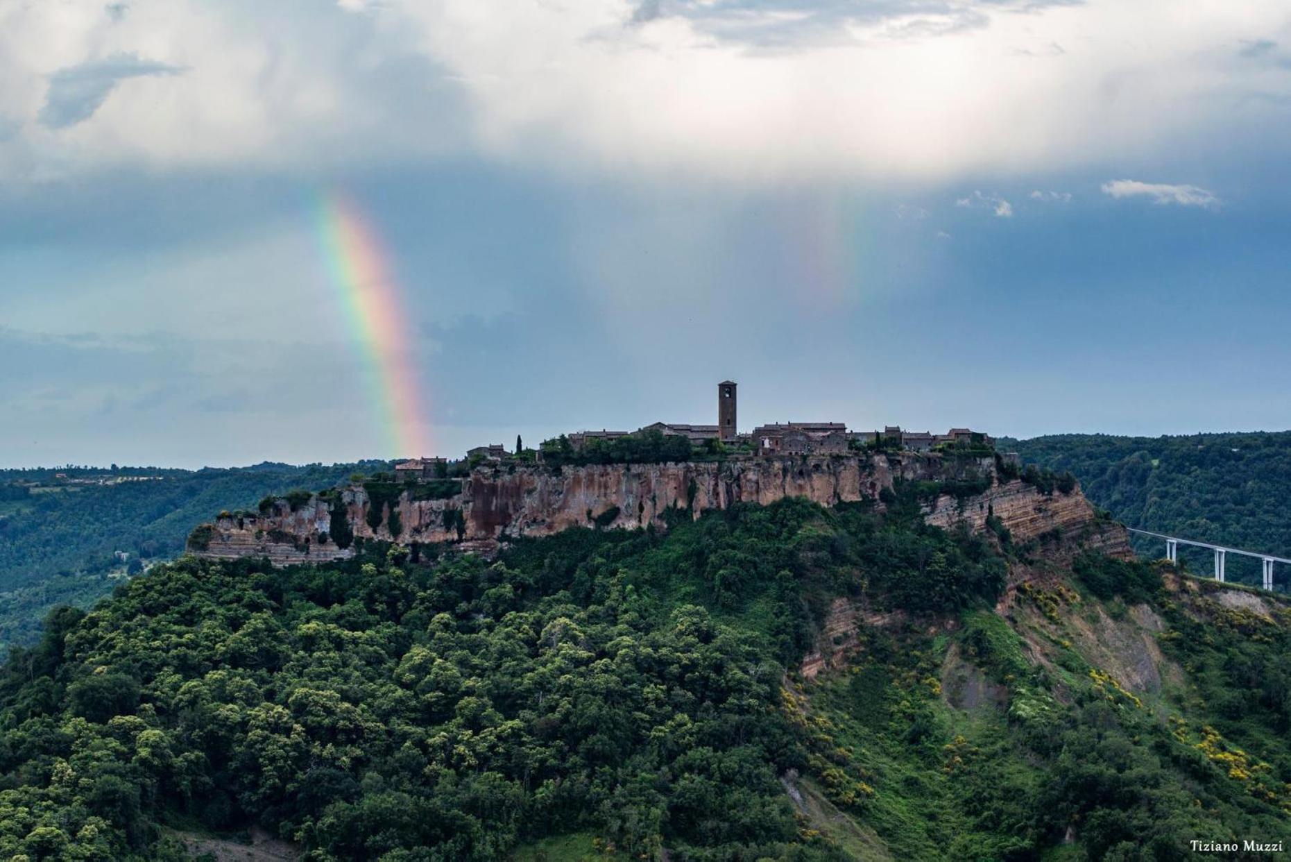 La Finestra su Civita