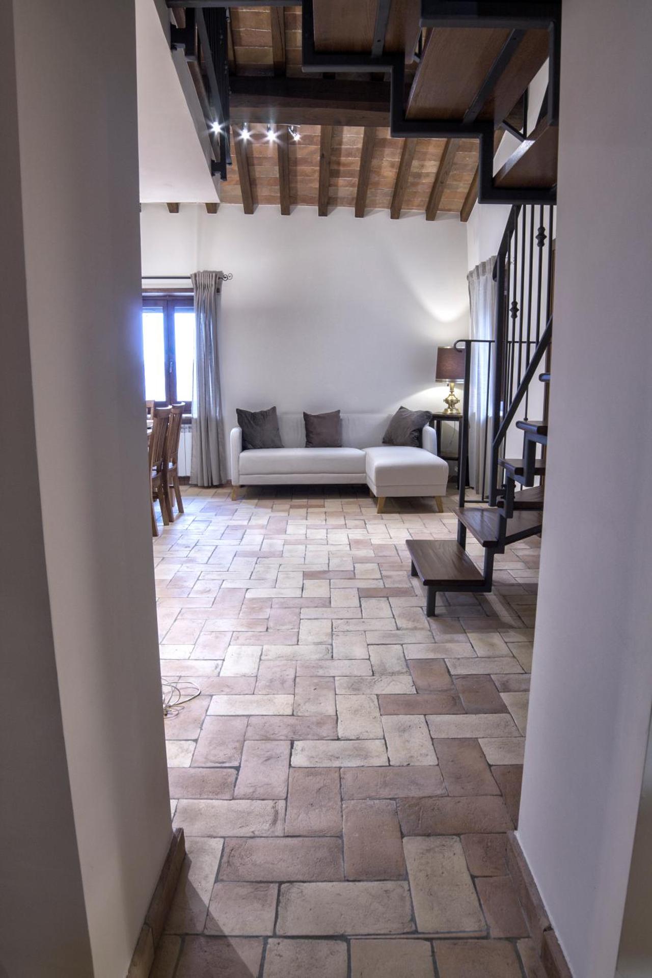 La Finestra su Civita