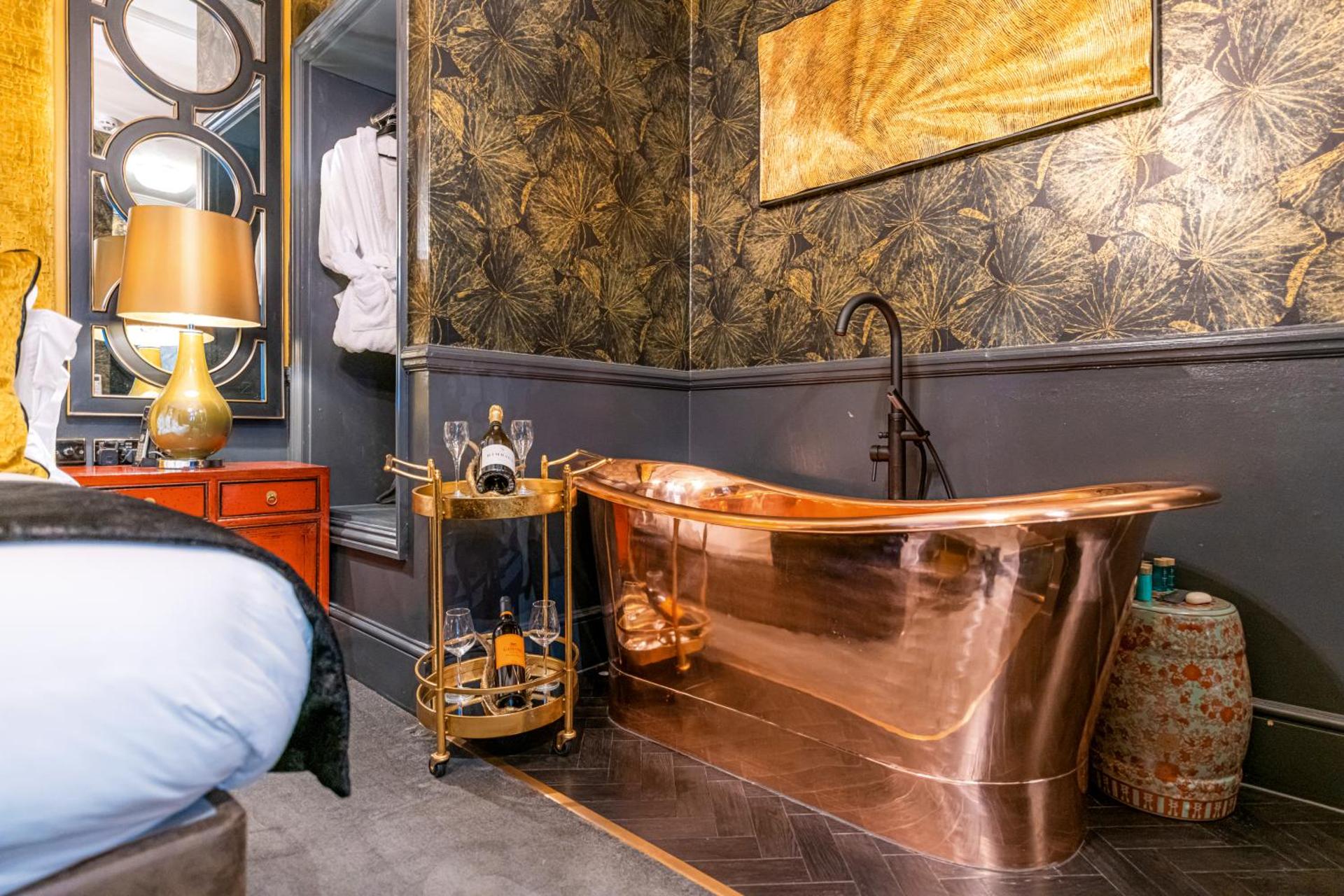 Deluxe Double Room with Bath