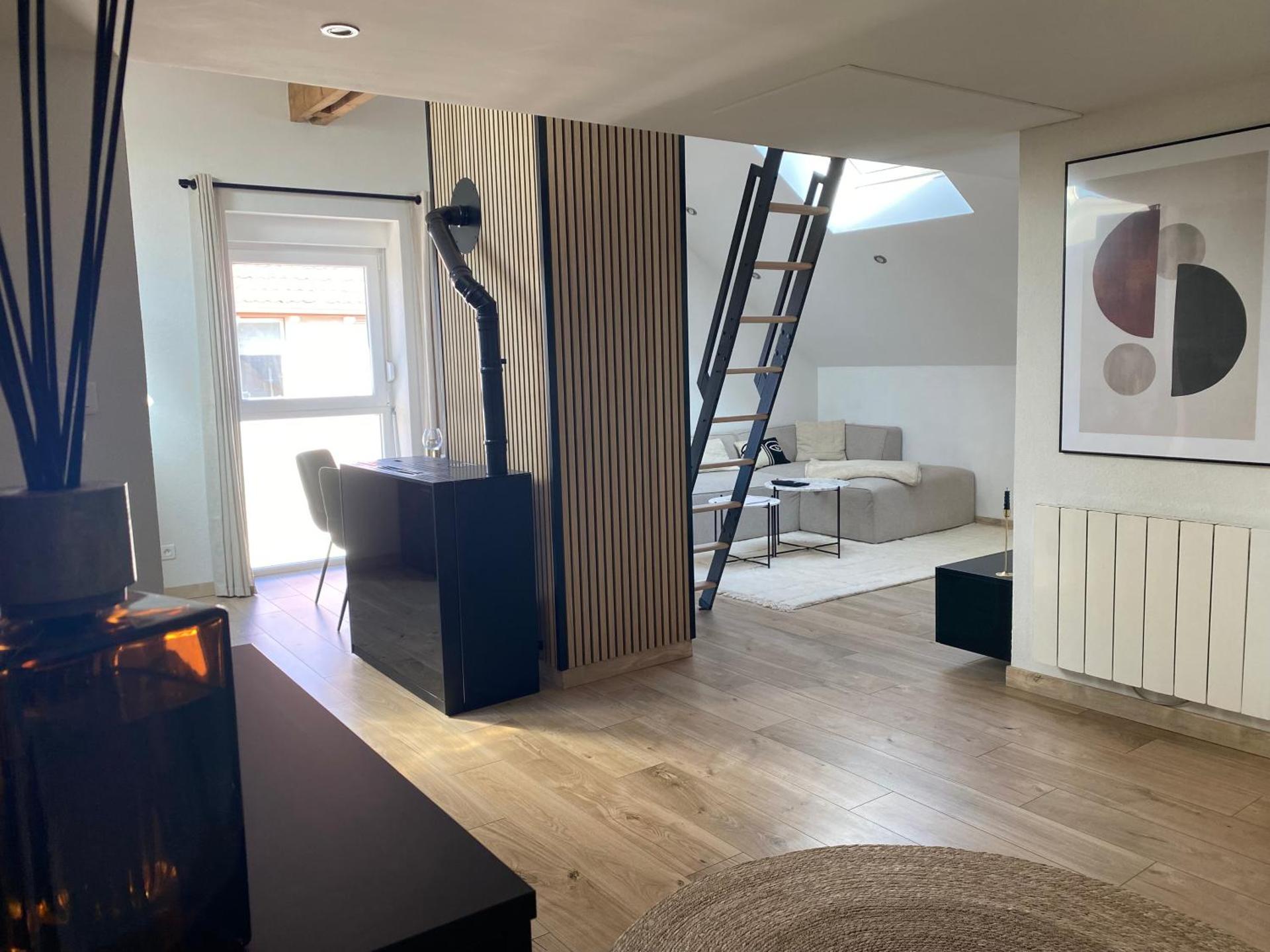 Photo of the whole room