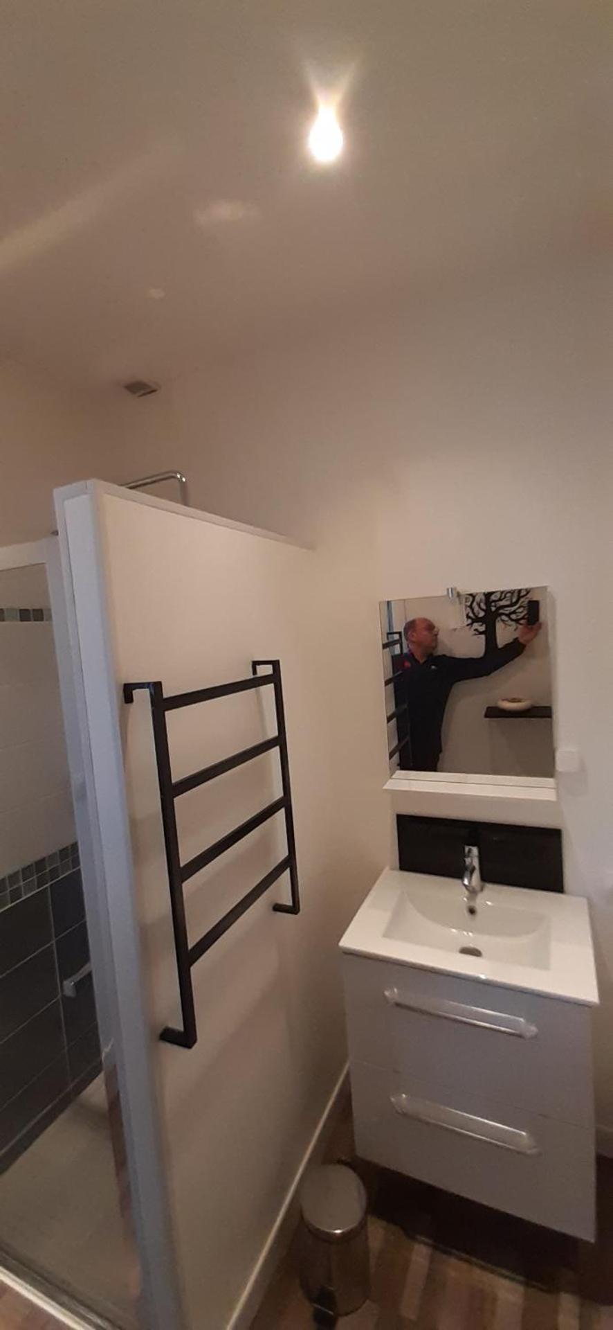 Chambre tout confort à l'étage