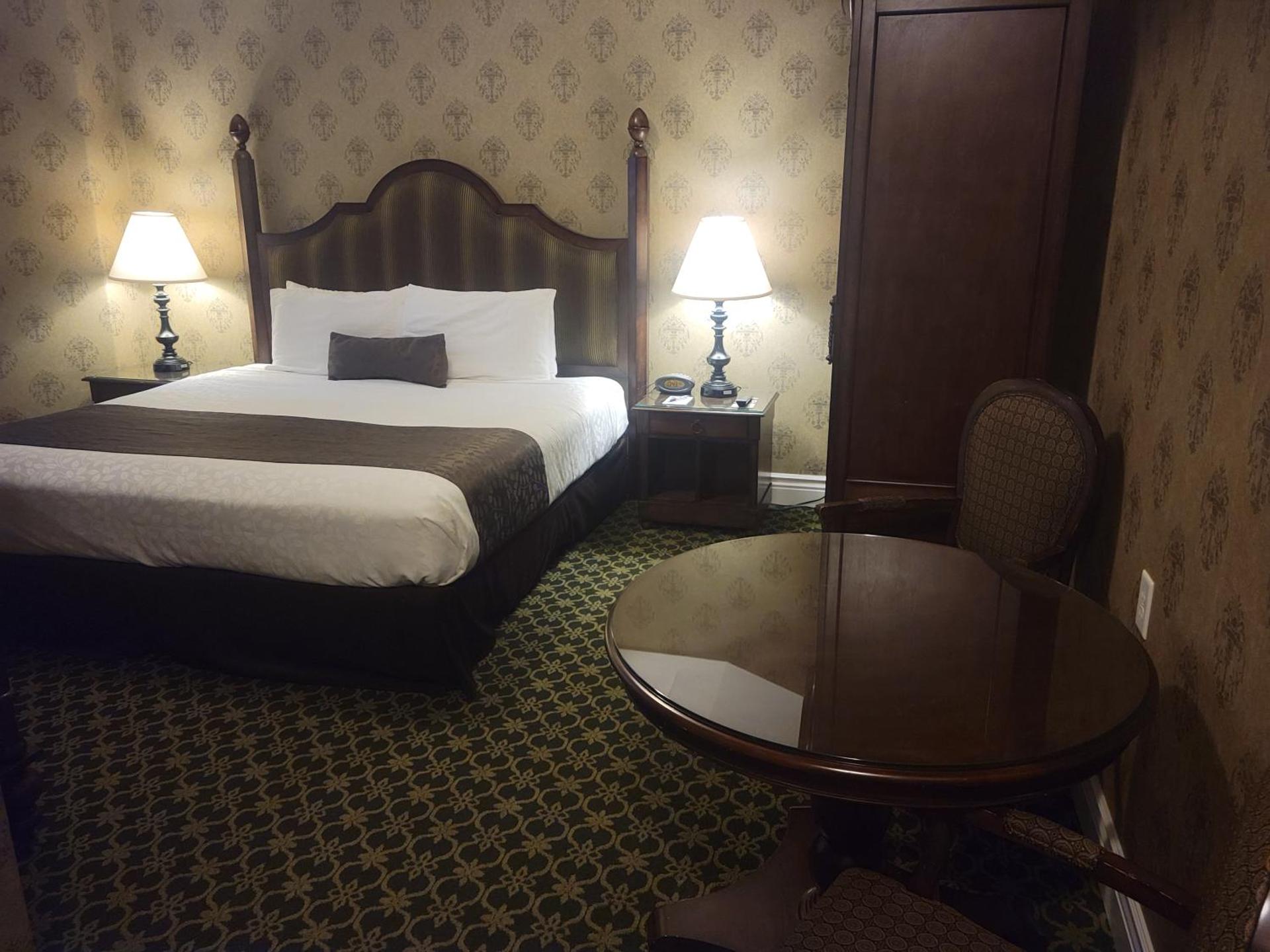 Family Suite - No Pets