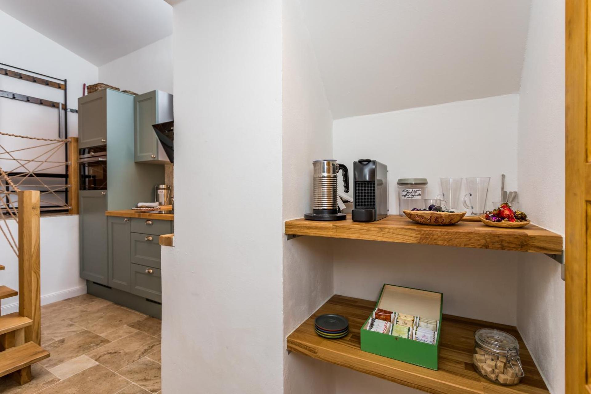 Coffee/tea facilities