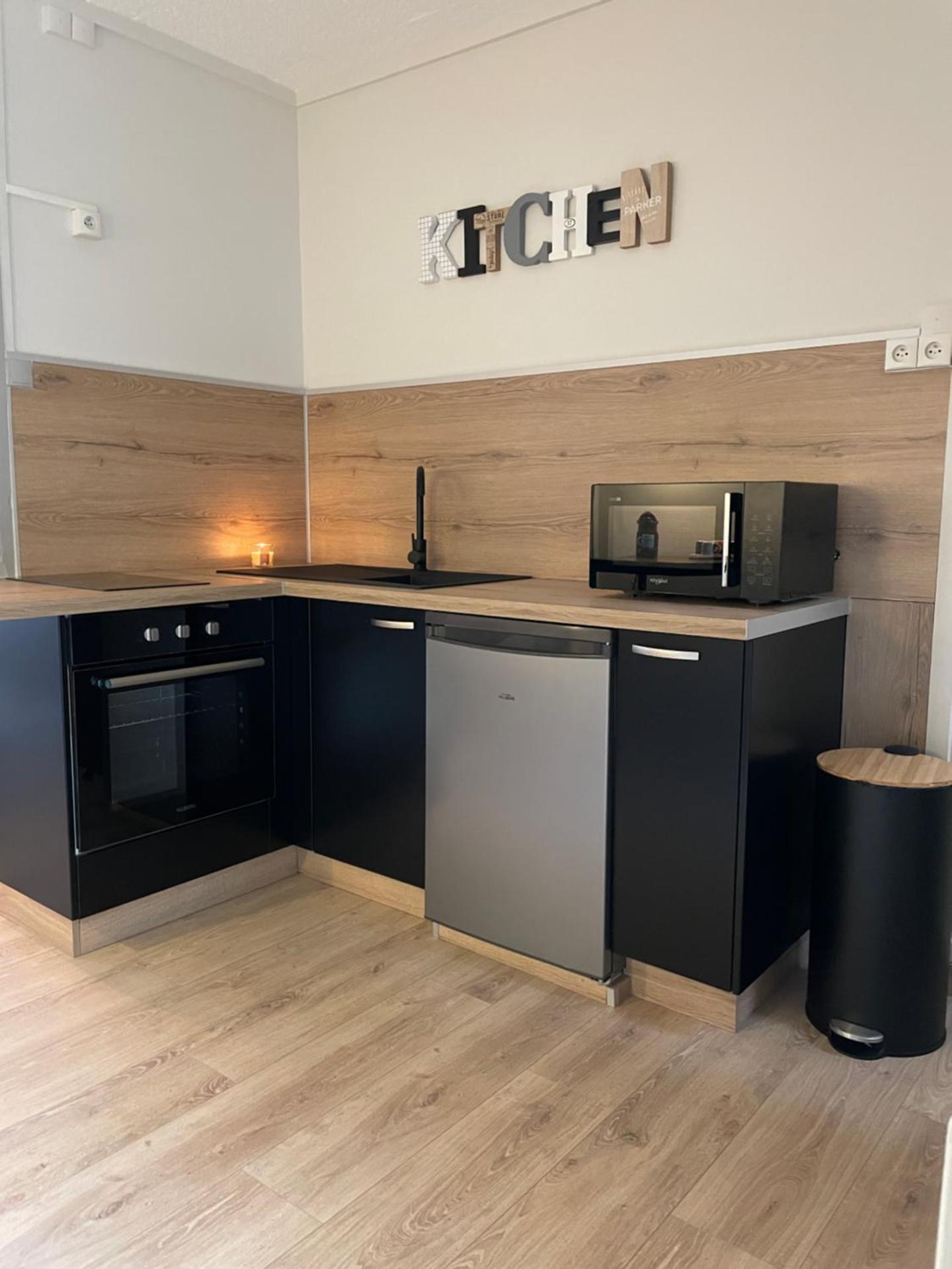Kitchen or kitchenette