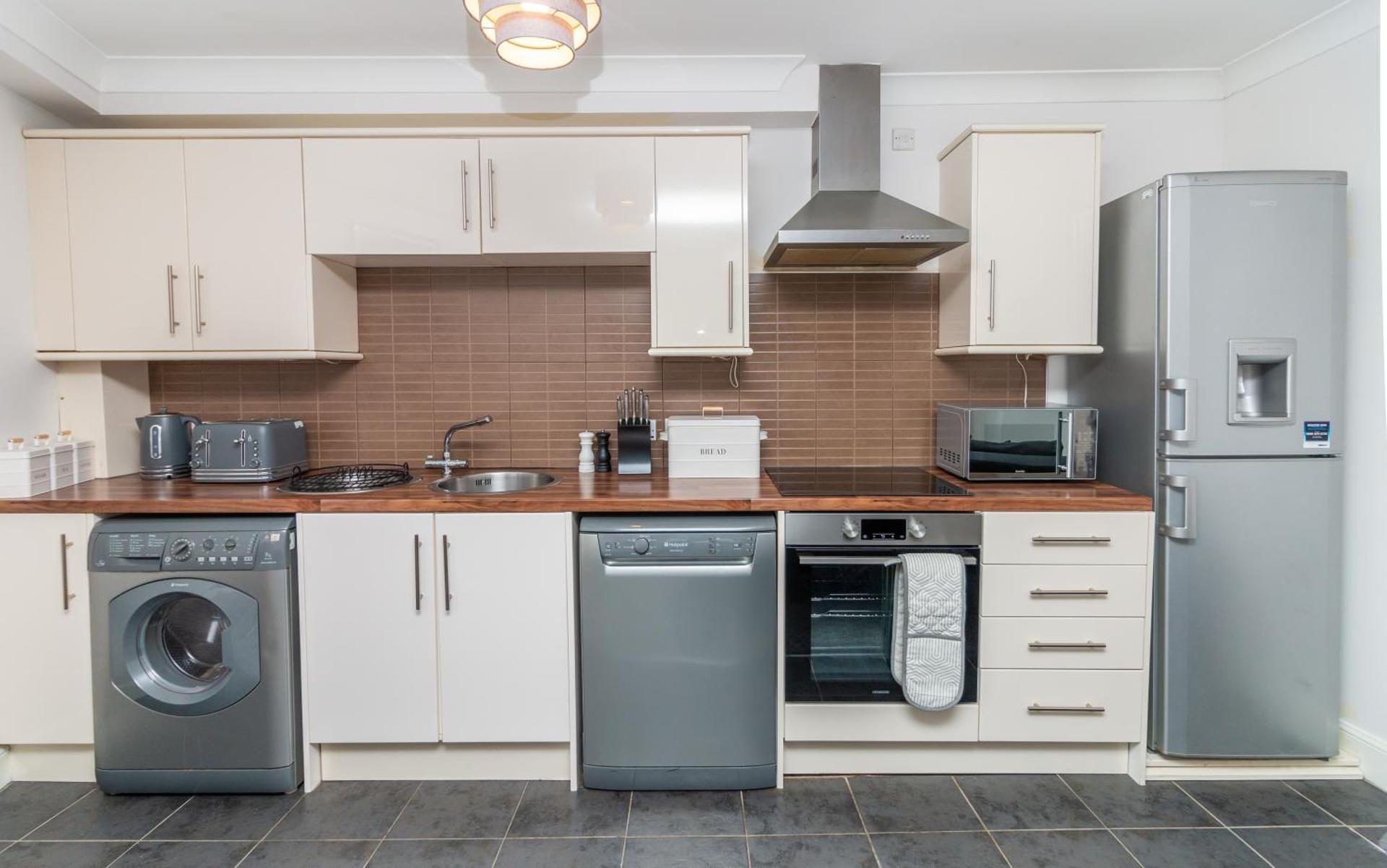 D'City Apartment, up to 5 guests