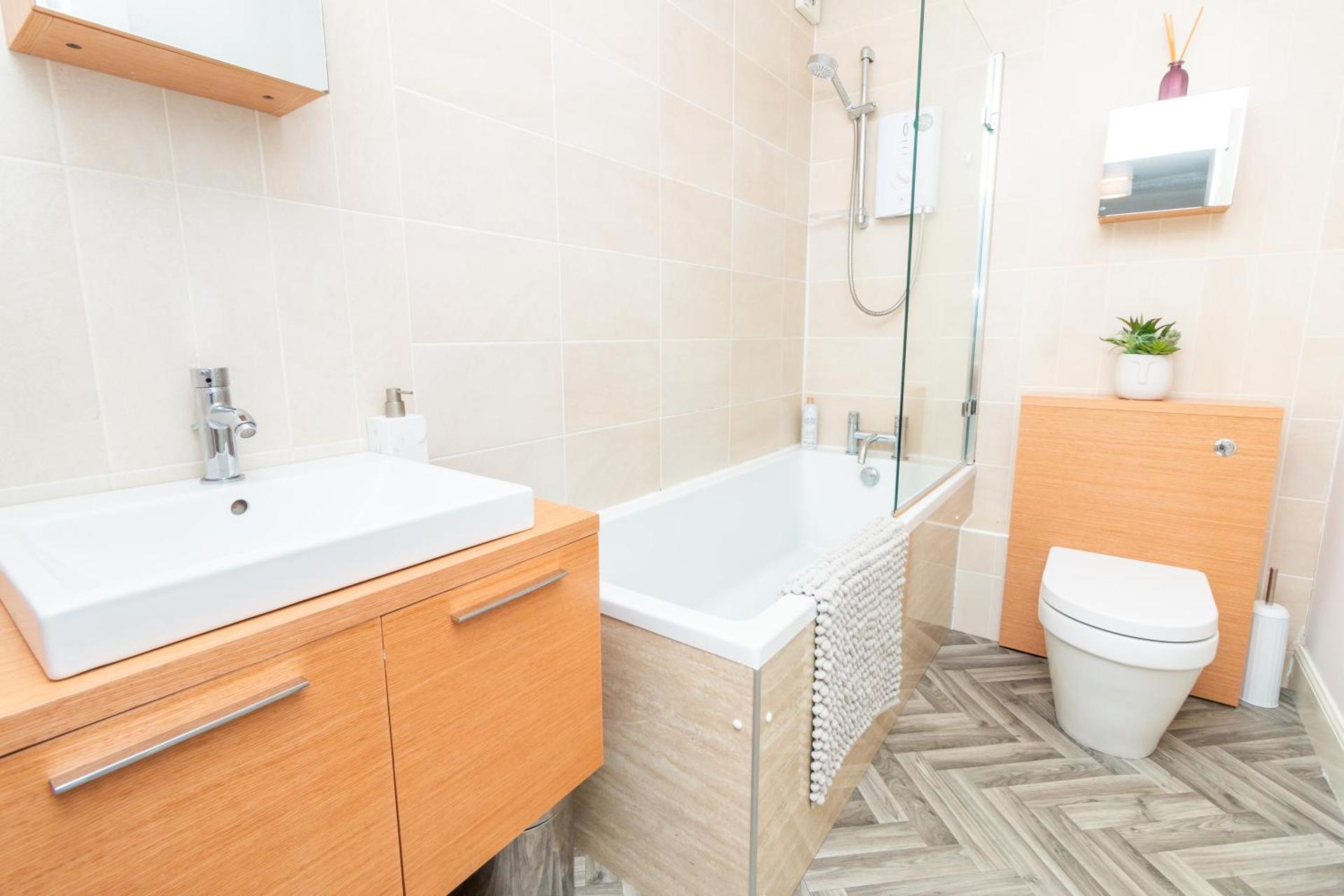 D'City Apartment, up to 5 guests