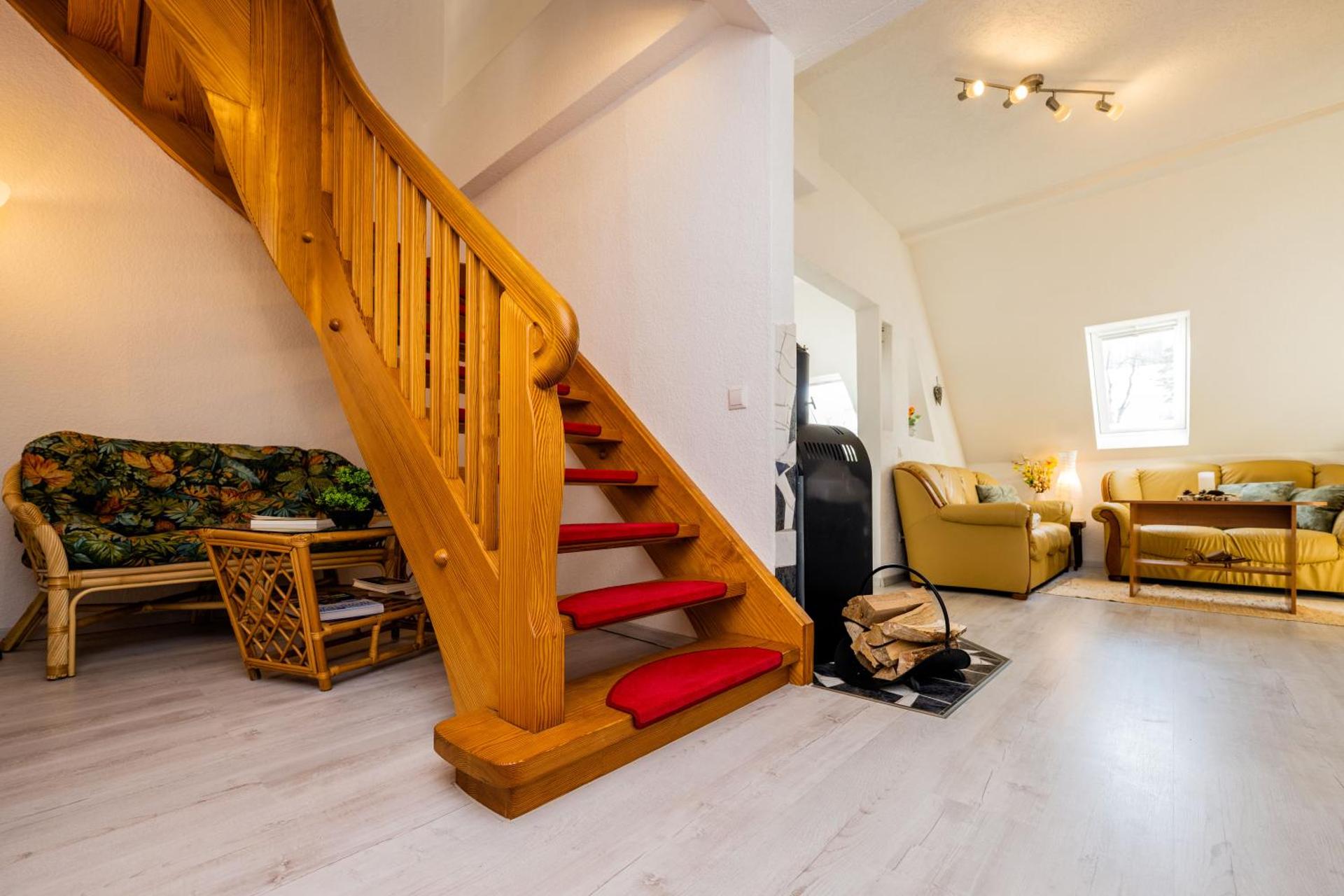 Waldblickwohnung mit Gartensauna und Kamin