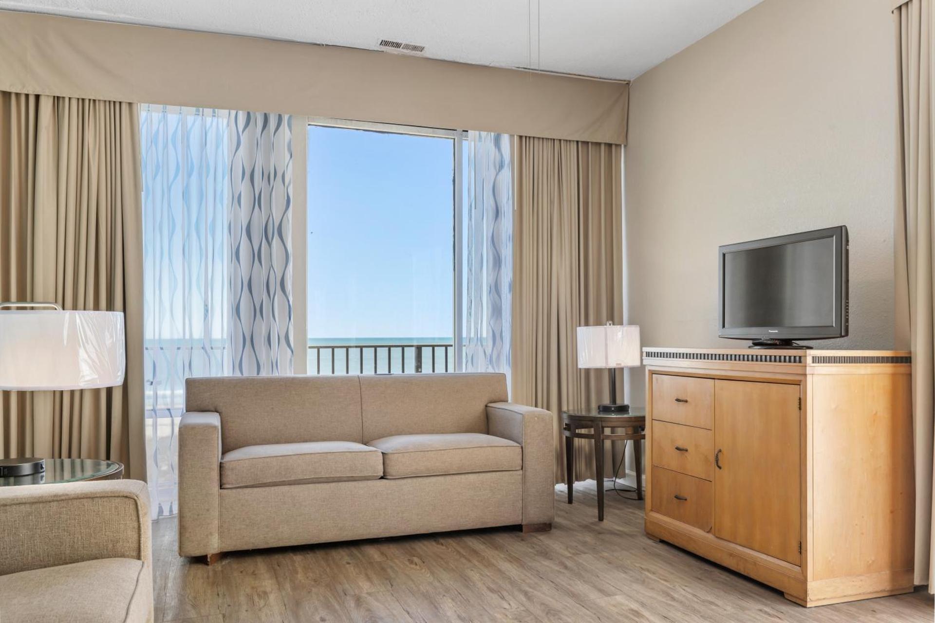 Oceanfront 1 Bedroom Suite