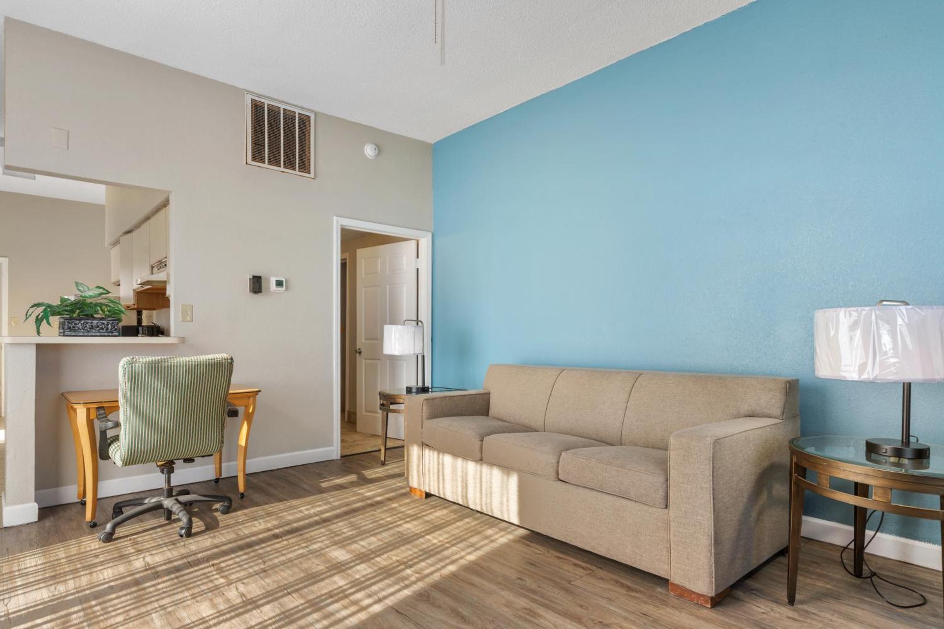 Oceanfront 1 Bedroom Suite