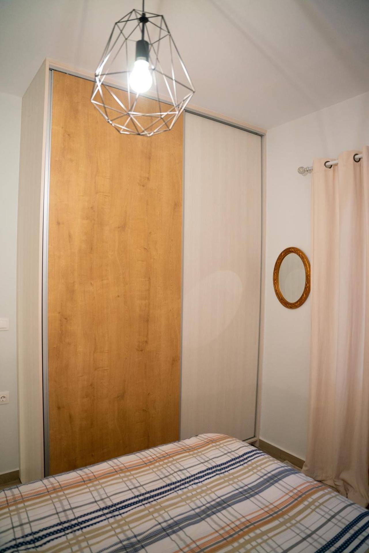 Όμορφη μονοκατοικία με 2 υπνοδωμάτια και τζάκι