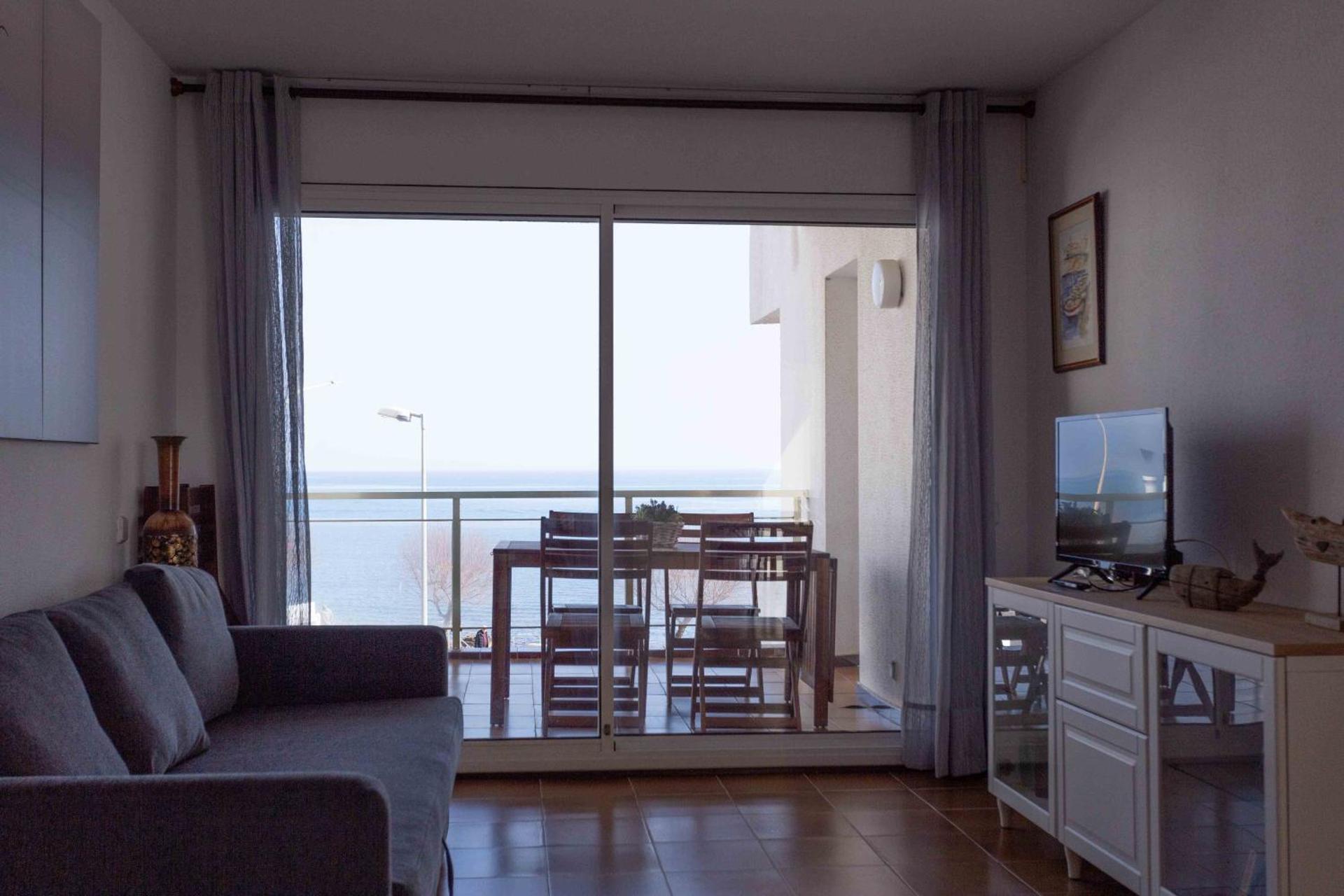 PRIMERISIMA LINEA DE MAR. HUTG 038644-53