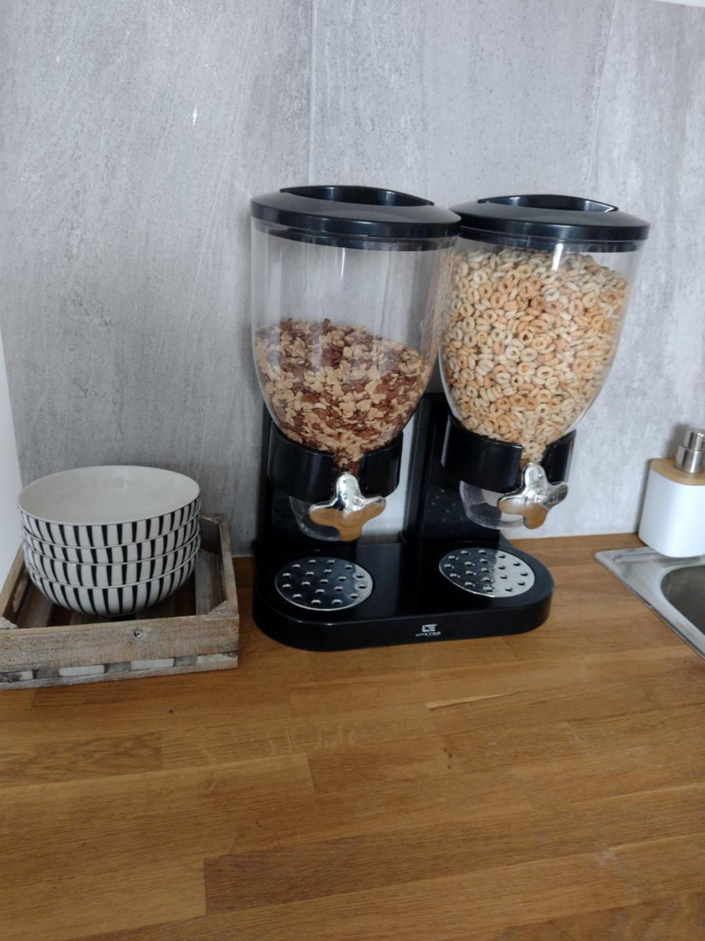 Light home apartment Alesund with free parking