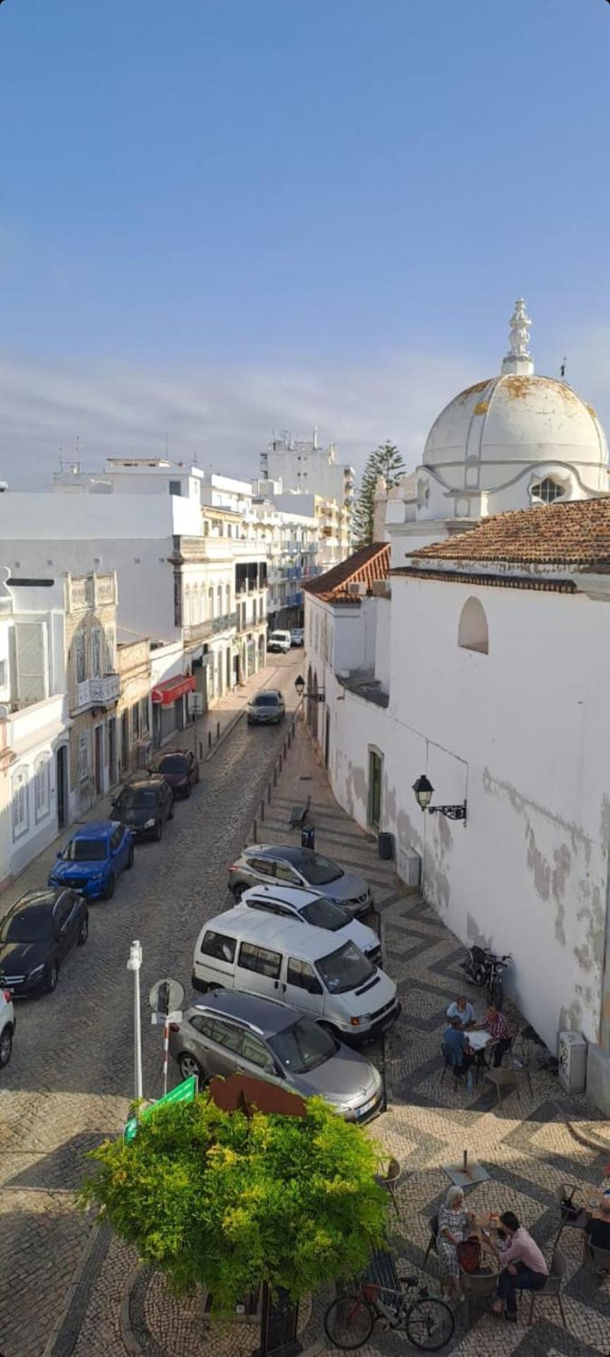 OlhãOmirante Guesthouse