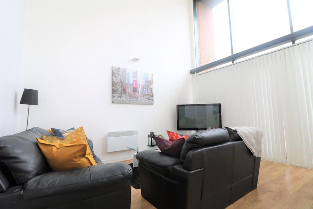 Lovely Modern Central & Spacious