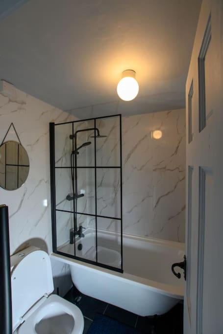 Cotswolds Corner Cottage