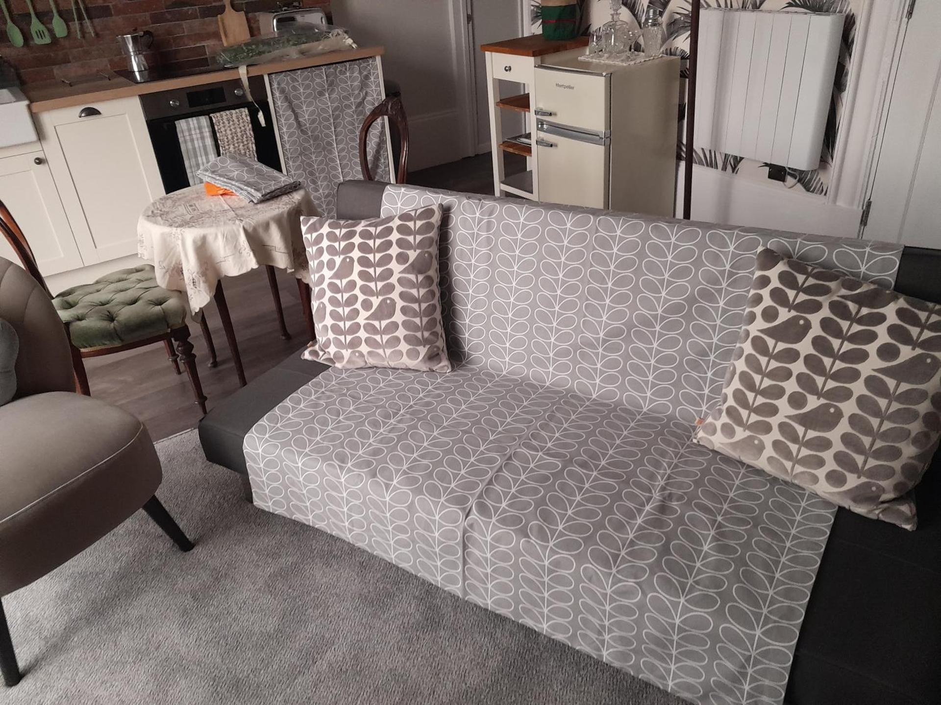 One Bedroom Apartment with Balcony