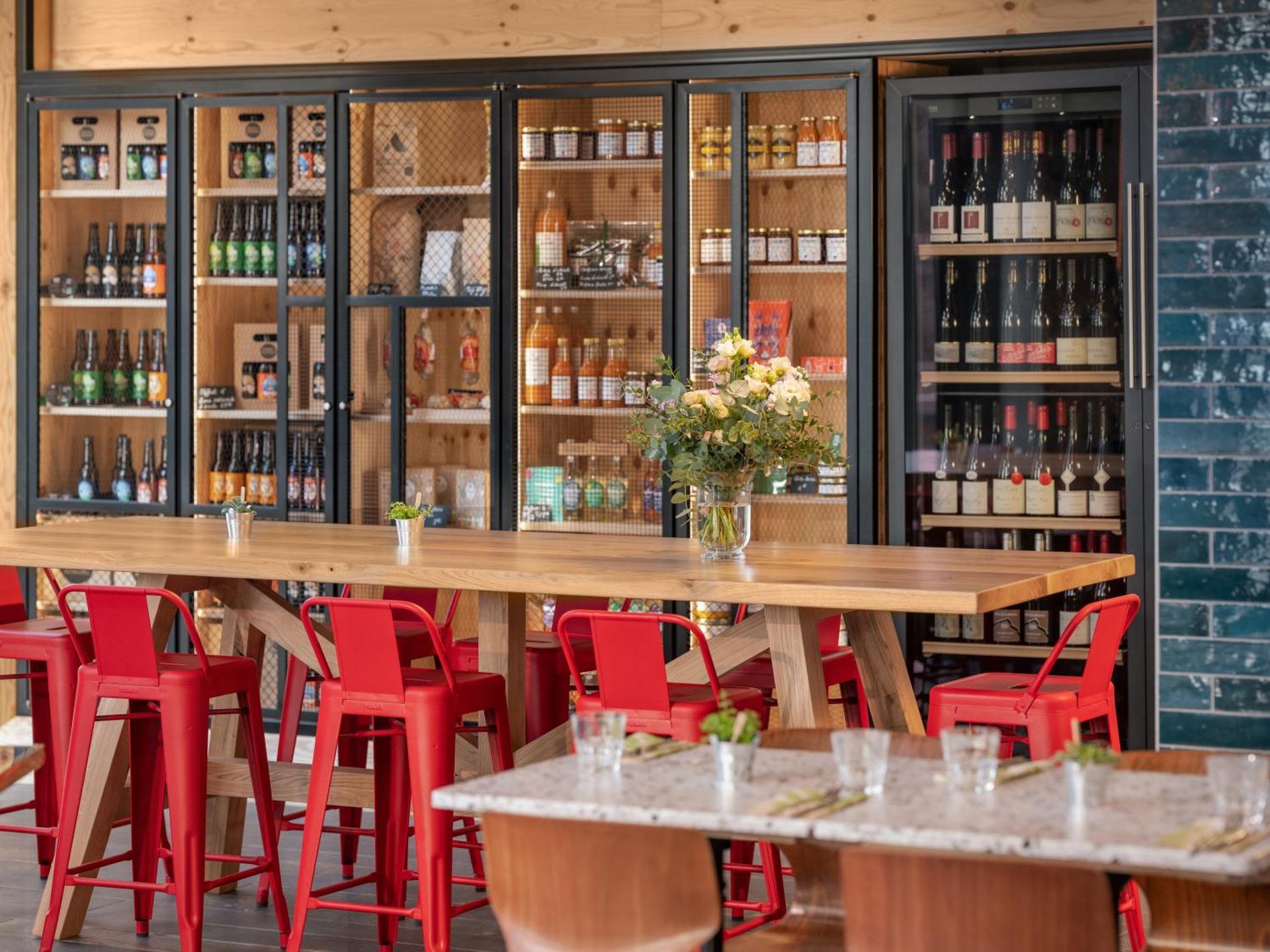 Restaurant/places to eat