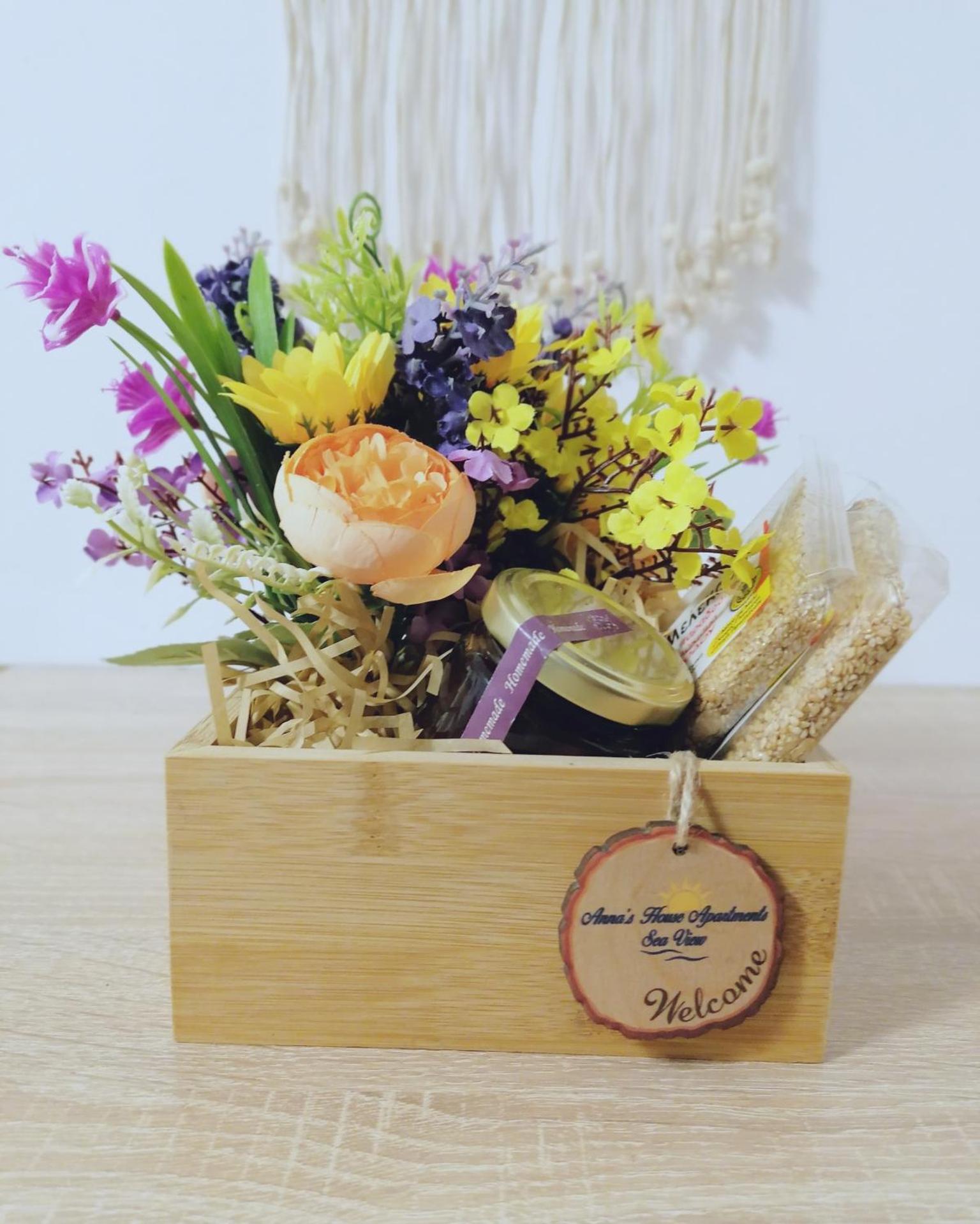 Anna's House Traditional