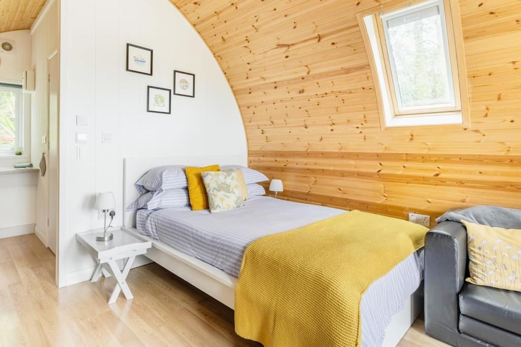 Beautiful bolt hole for 2 with breathtaking views