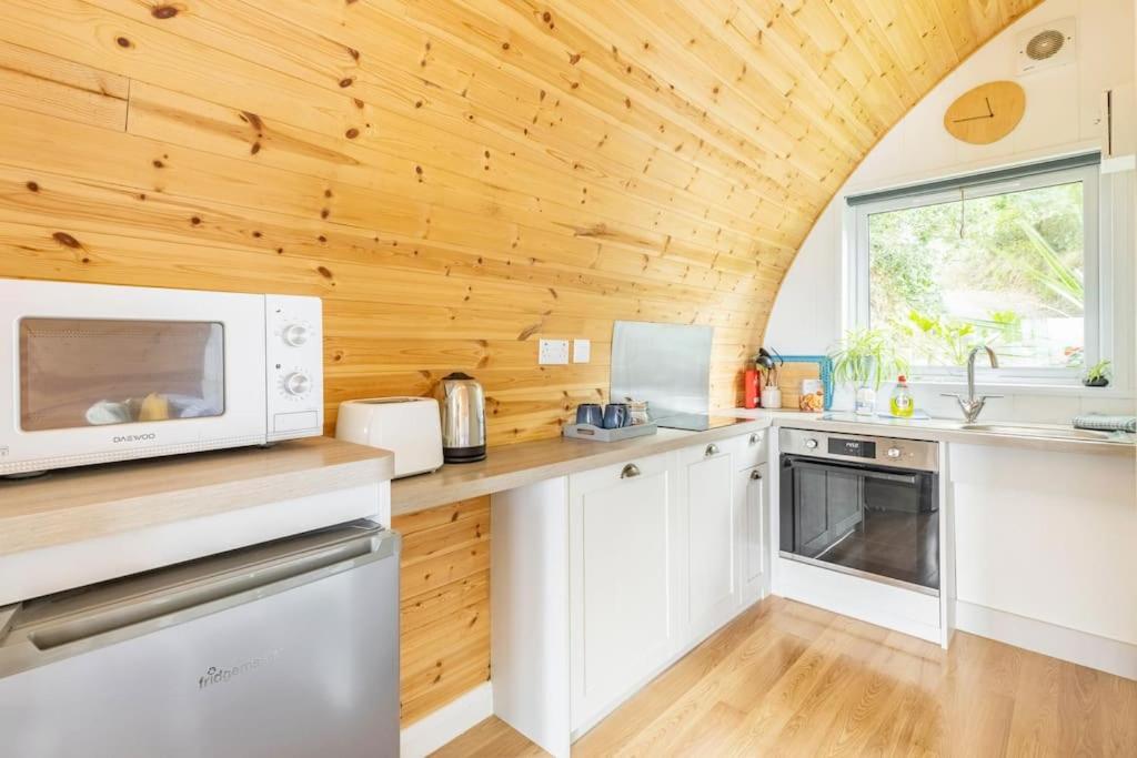 Beautiful bolt hole for 2 with breathtaking views