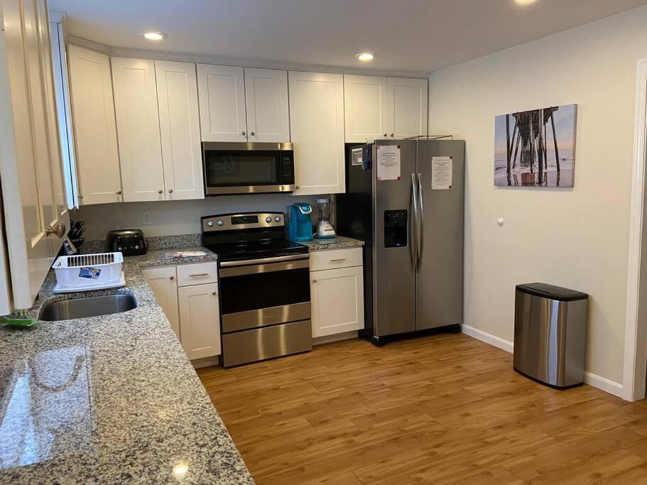 Cottage by the bay, sleeps 8 near Rehoboth beach