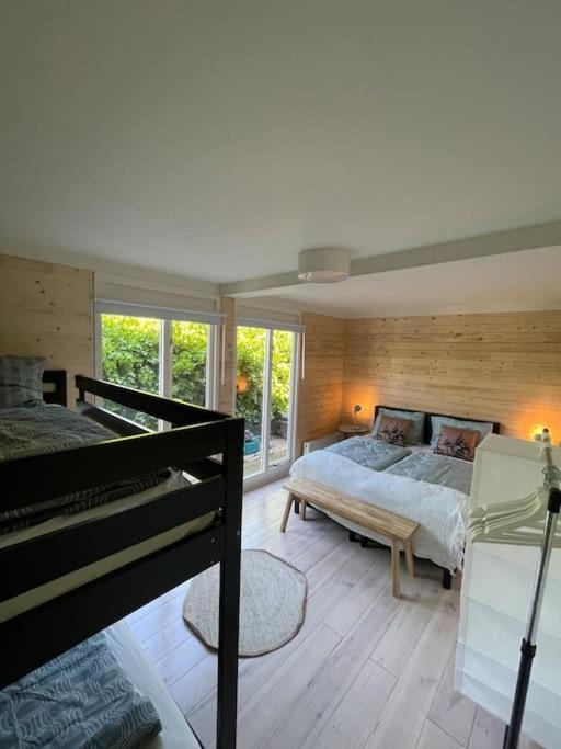 Modern beach house for 12 pers! With jacuzzi