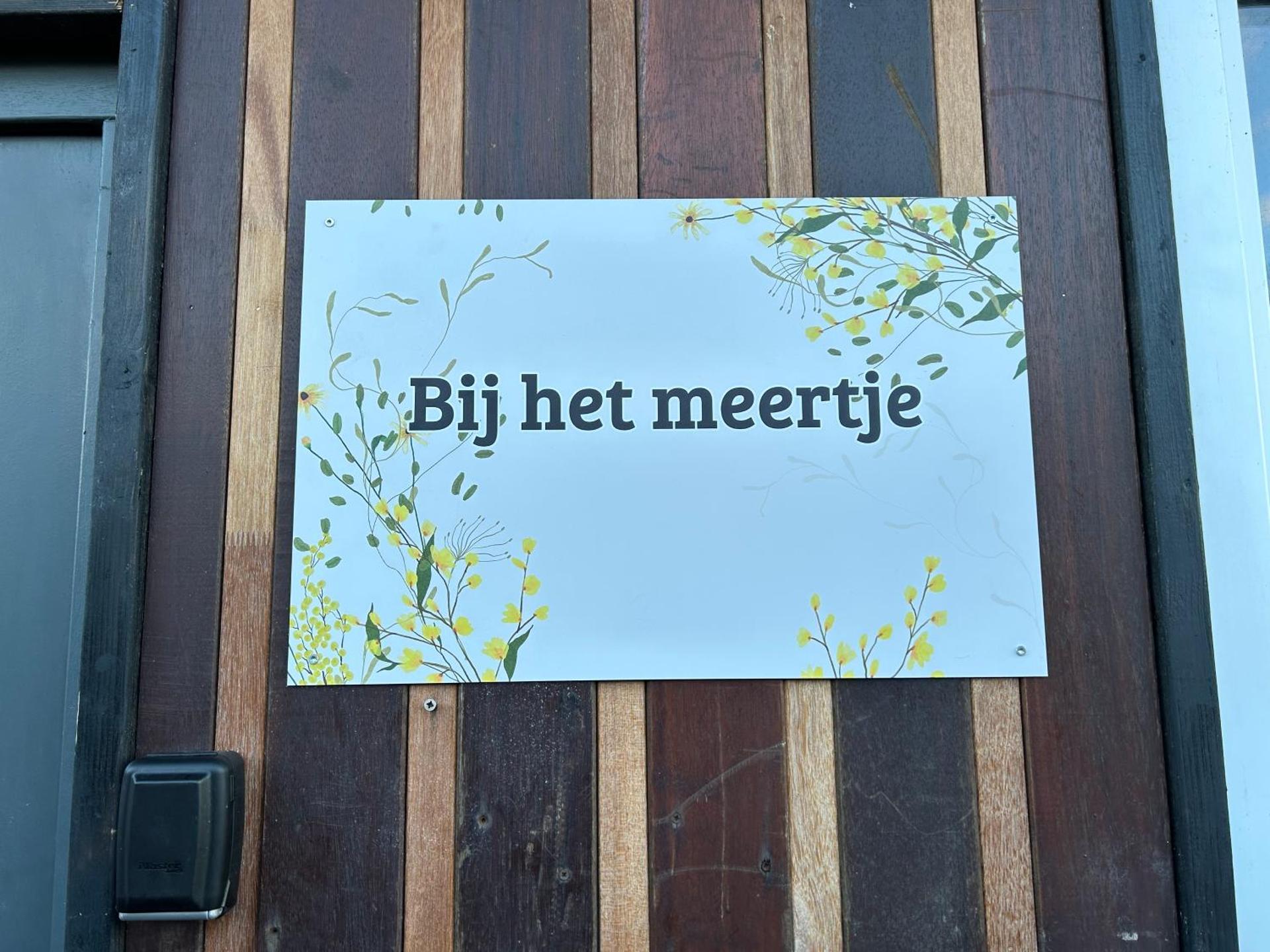 Bij het meertje!